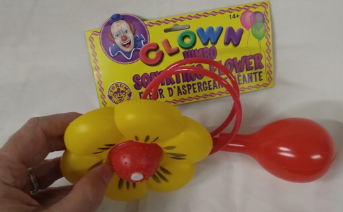 Yellow Jumbo Squirt Flower clown water gag funny comedy joke costume prop - Picture 4 of 23
