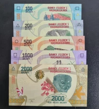 2017 Madagascar 100 200 500 1000 2000 Francs SET BANKNOTE CURRENCY UNC