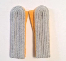 GERMAN LUFTWAFFE LEUTNANT shoulder Boards  for uniform tunic A PAIR