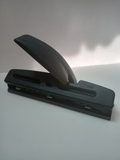 ACCO Heavy Duty Adiustable 3 Hole Paper Punch W/Lever Handle Easy Handle 74030