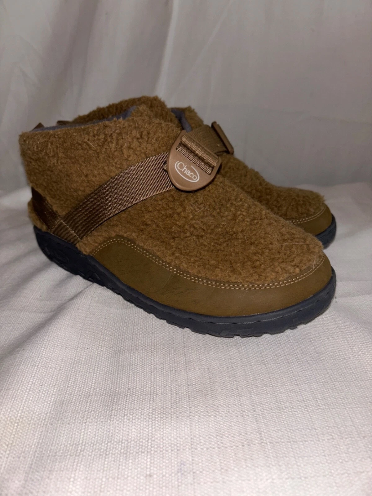 Chaco Kids Rumble Fluff Ankle Boots Boys 6 Natural Brown Hiking Camping Outdoors