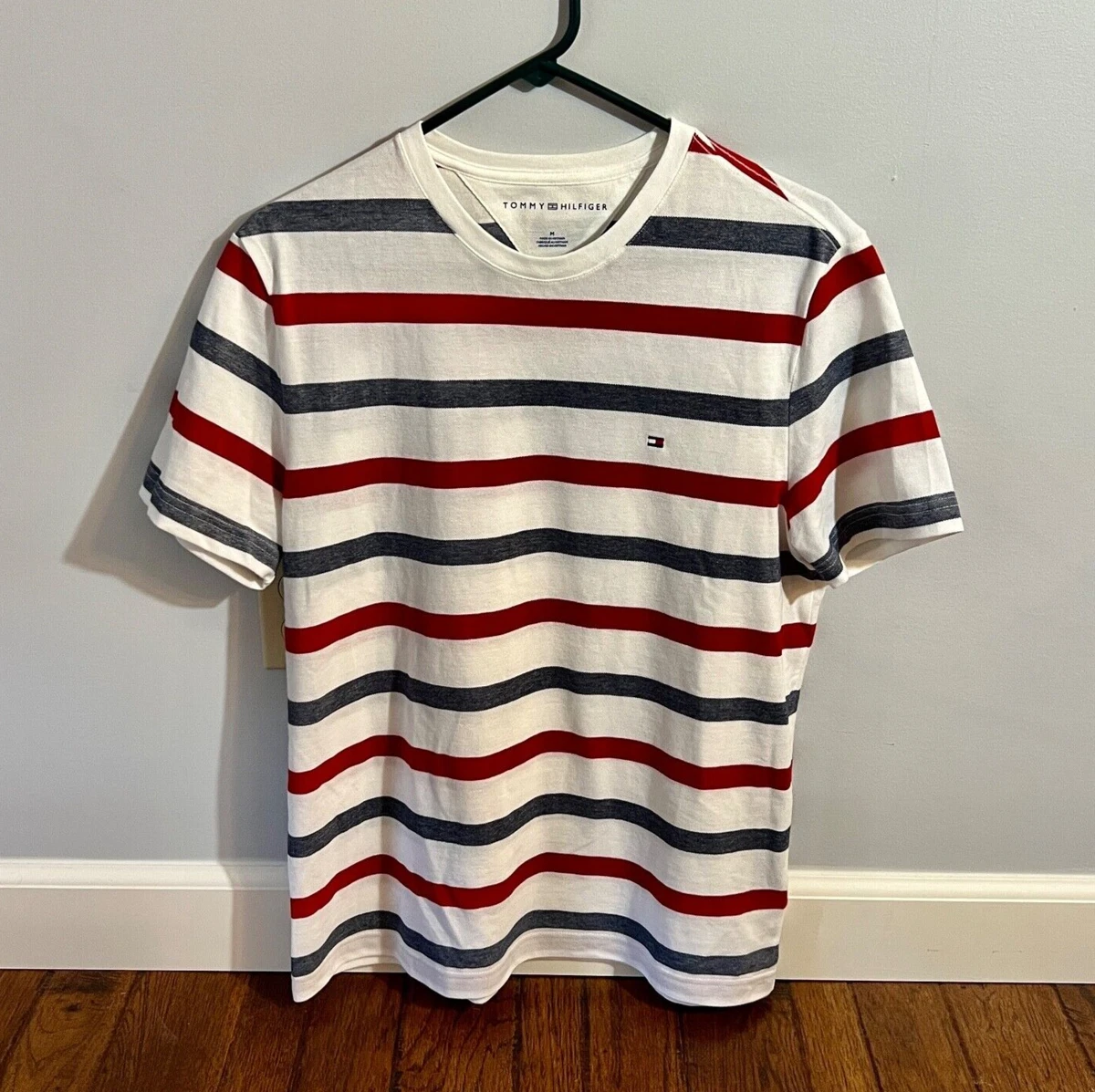 tommy hilfiger red and white t shirt