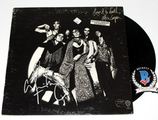 ALICE COOPER SIGNED 'LOVE IT TO DEATH' ALBUM VINYL RECORD BECKETT COA ROCK MUSIC