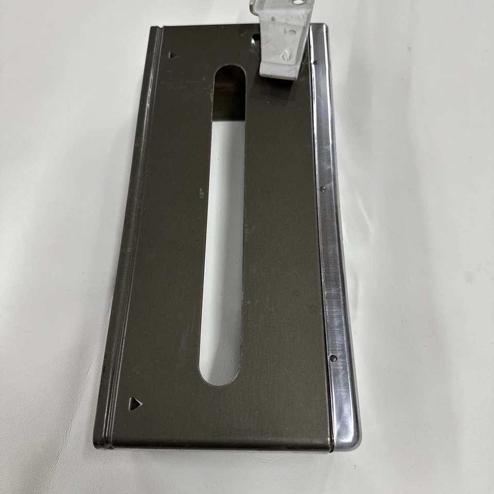 De colección Original 1953 1954 Chevrolet AUTO SERV Accesorio Kleenex Dispensador de Pañuelos Foto 4 de 4