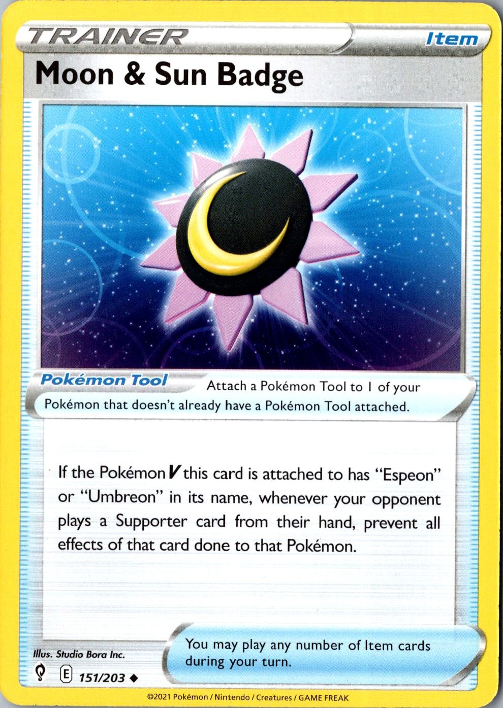 Moon & Sun Badge 151/203 Uncommon SWSH07: Evolving Skies LP Pokemon Card