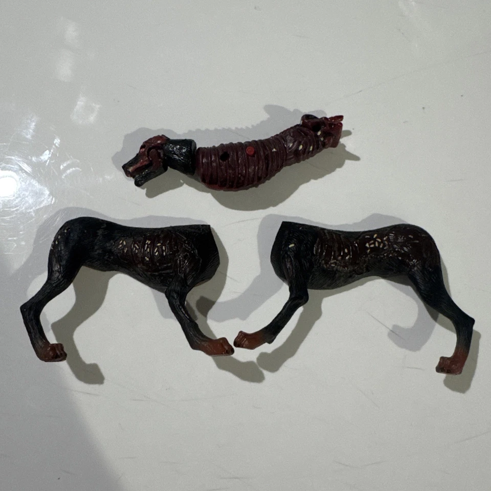 ToyBiz Resident Evil Cerberus Zombie Dog 1998 de colección Foto 3 de 3