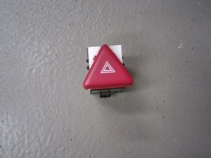 Schalter Warnblinkanlage VW Golf 2.0 TDI DPF Bj 2007 1K/1KP/5M/1KM 2537693