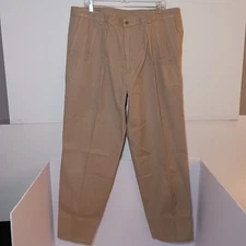Vintage 1993 Dockers Classic Fit Pleated Khaki Pants Mens Sz 40X32 Beige