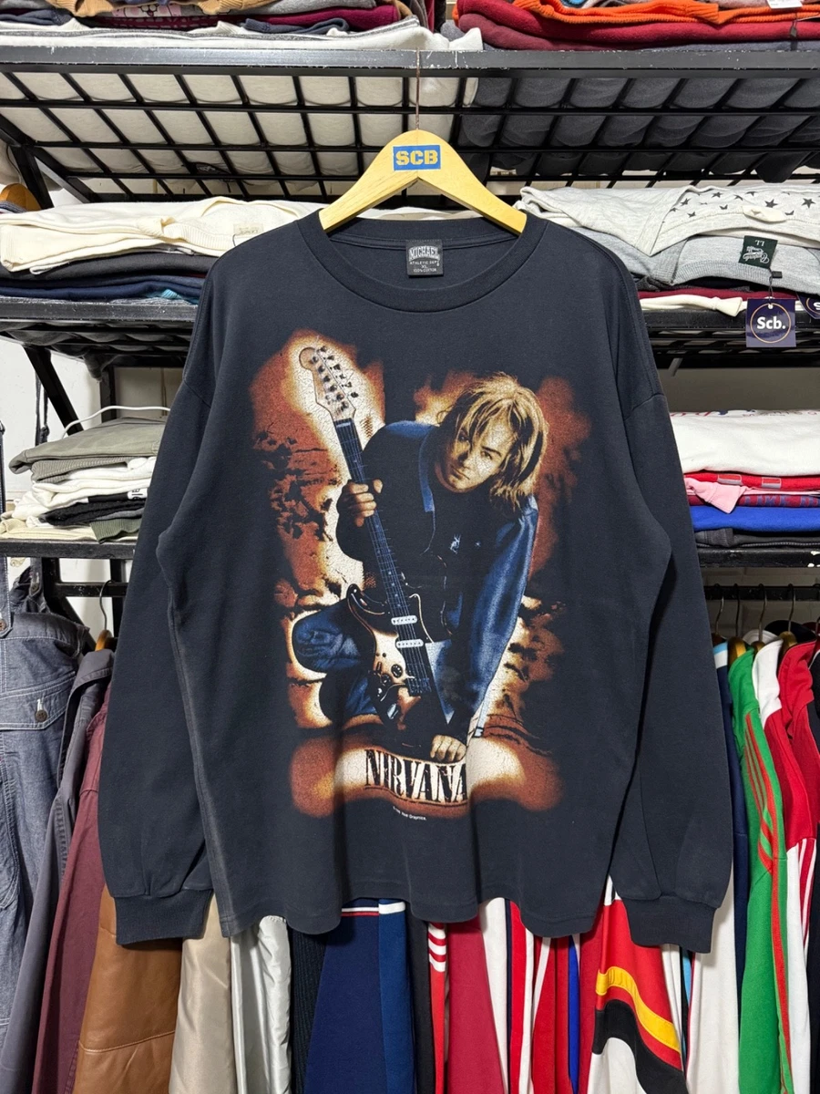 Preços baixos em Camisas de manga comprida Nirvana Tamanho Regular