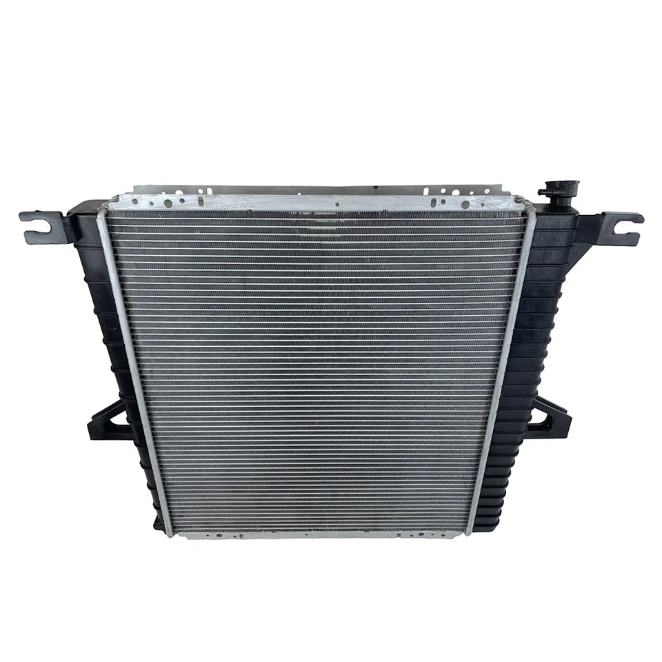 Radiador 3280 CSF para Explorer Ford Sport Trac Ranger Mercury Mountaineer 00-01 Foto 2 de 4