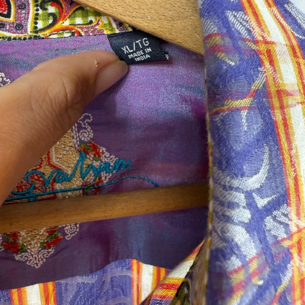 Robert Graham Printed Button Up Collared Shirt in… - image 5