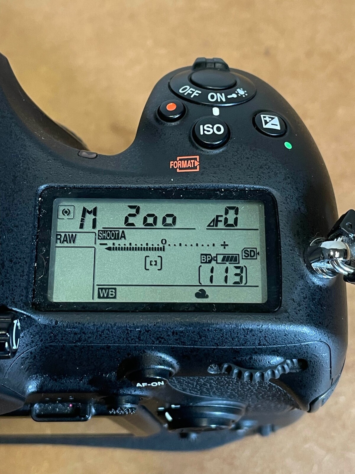 Nikon D850 DSLR w/ battery grip, chargers, 3 batteries & box. 75,000