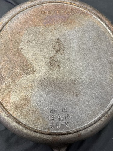 VINTAGE CAST IRON SKILLET 12 7/16 5H-2 NO. 10 Heat Ring - Picture 3 of 10