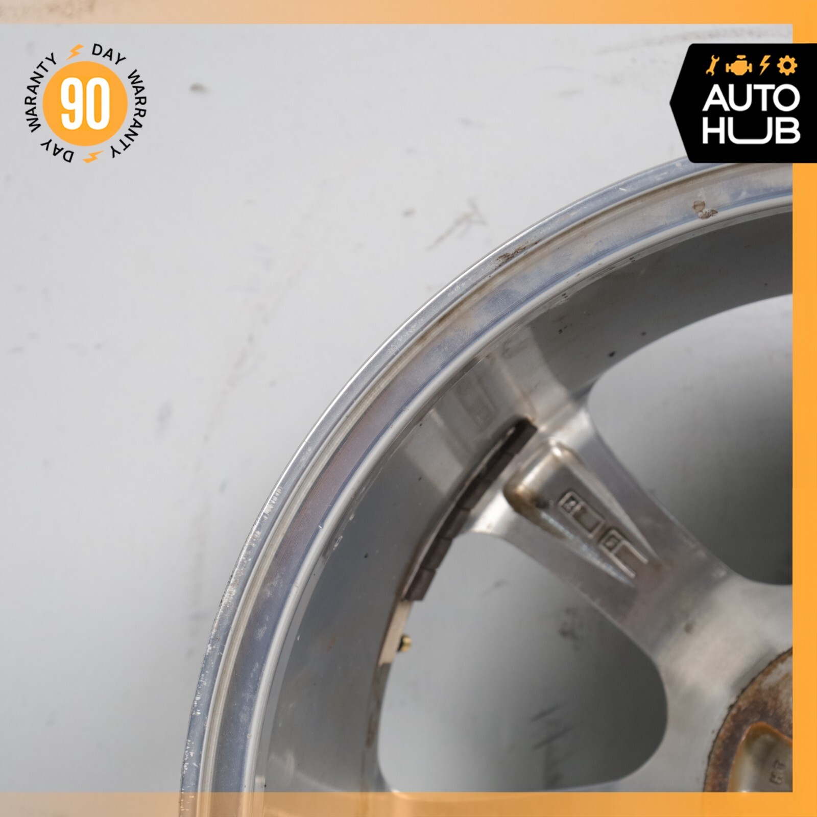 Maserati M138 4200 Spyder Coupe 8 x 18 18" BBS Front Wheel Rim 198645 OEM