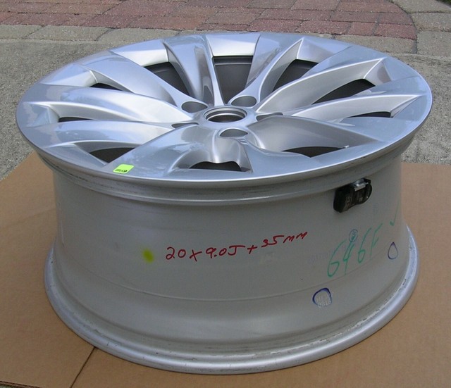 20 Tesla Model X Silver Wheel 102724400a Rim 97800