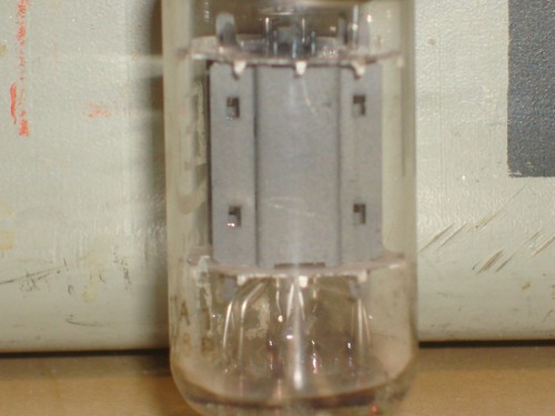 1 Ei ECC82 (12AU7) BALANCED SMOOTH PLATE TUBE/VALVE YUGOSLAVIA TESTED - Imagen 5 de 6