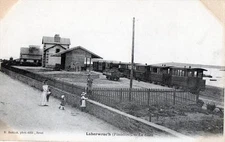 CPA 29 LABERWRAC'H LA GARE (TRAIN EN GARE  (dos non divisé)  DOIT ETRE RARE