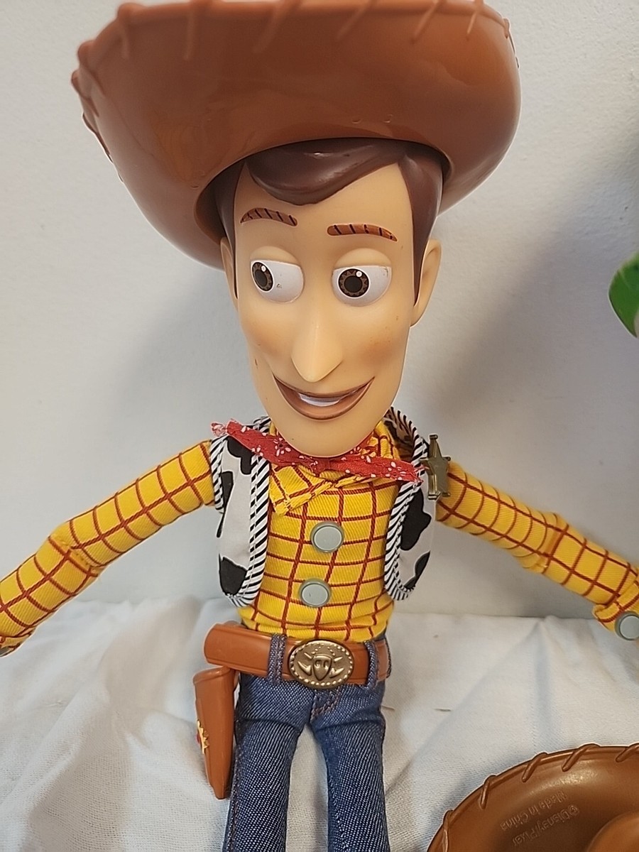 Disney Pixar Toy Story TALKING WOODY 15