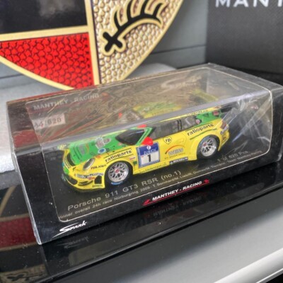 1/43 Spark Manthey Racing Porsche 911 GT3 RSR 2009 #1 Yellow Green