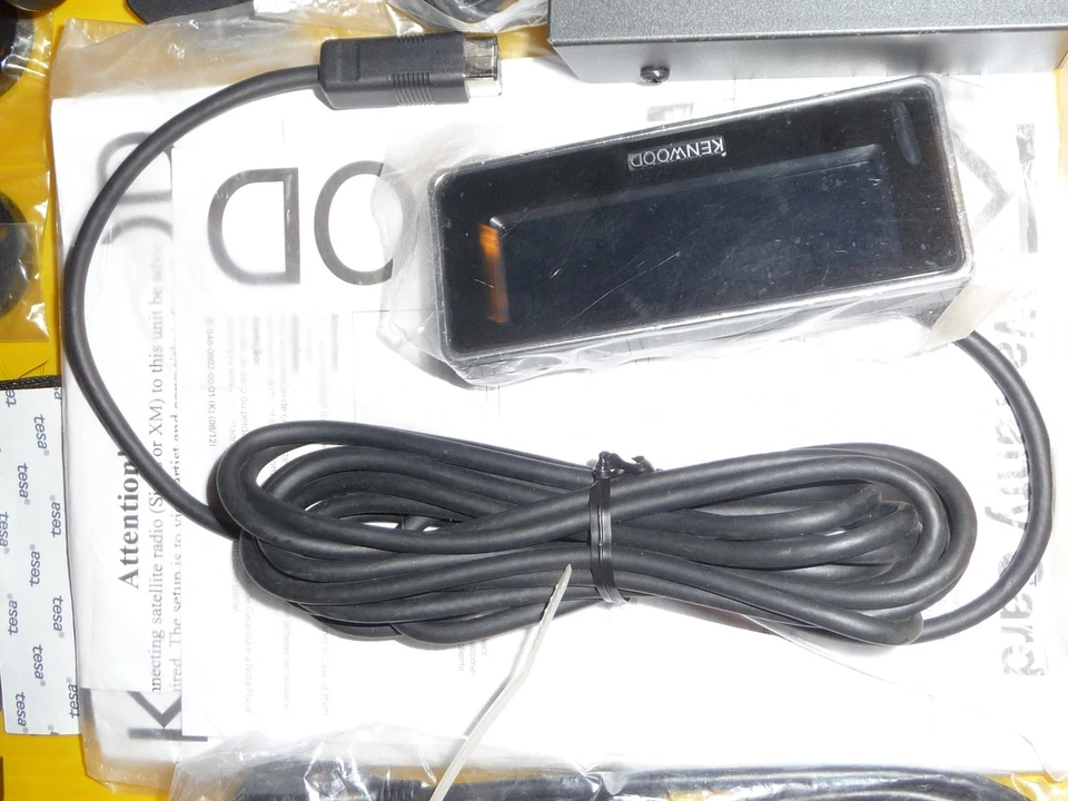 Controlador de medios externos Kenwood KOS-A300 Foto 3 de 4