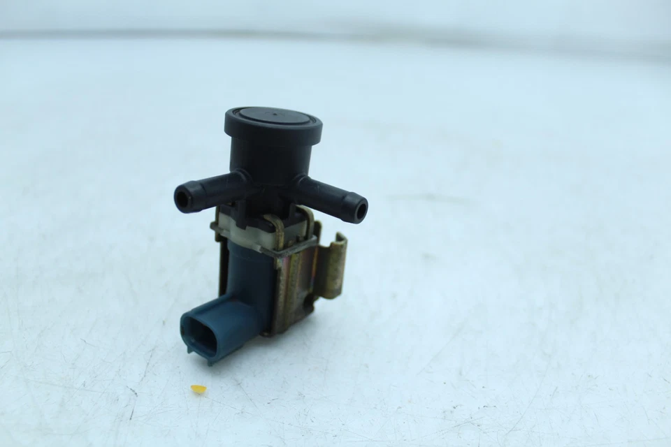 03-08 VÁLVULA DE PURGA BOTE DE VAPOR TOYOTA MATRIX XR G030 Foto 3 de 4