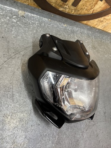 Yamaha MT 07 2018-2020 OEM Headlight Light Front Lamp 7600 Miles - Picture 3 of 16