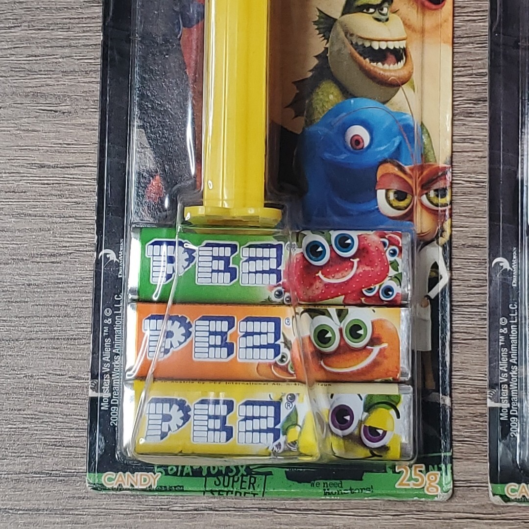 Vintage Pez Dispenser Monsters Vs Aliens Insectosaurus The Missing