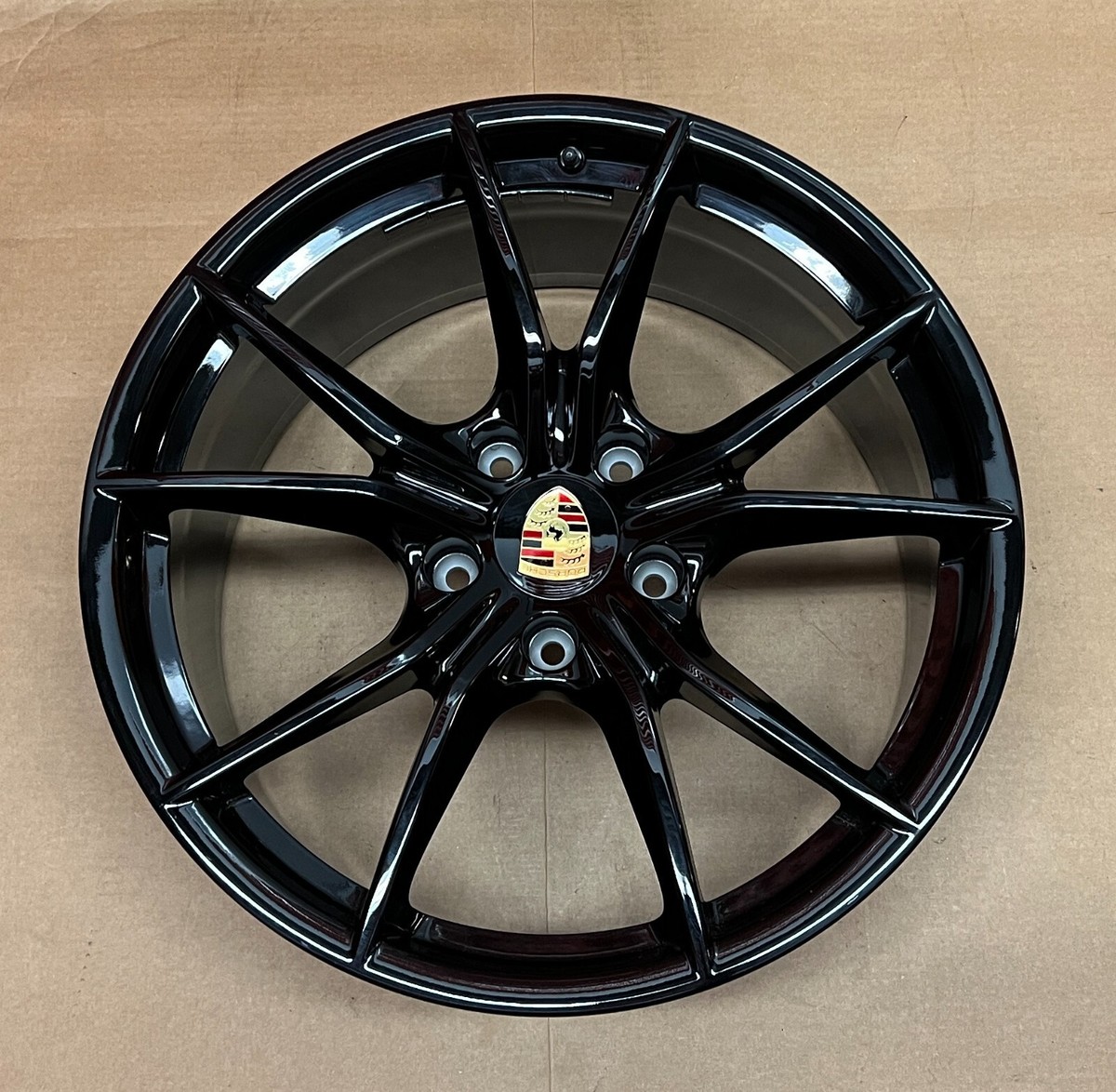 OEM Porsche 982 Cayman 20