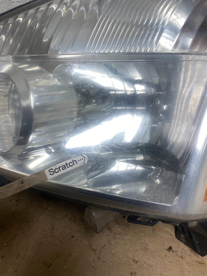 Juego de faros laterales izquierdo+derecho Nissan Armada 2004 a 2007 OEM M4123 DW Foto 4 de 4