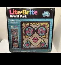 Lite-Brite Wall Art POP Wow - 16" x 16" Screen, 6,000 Mini Pegs, 3 HD Templates
