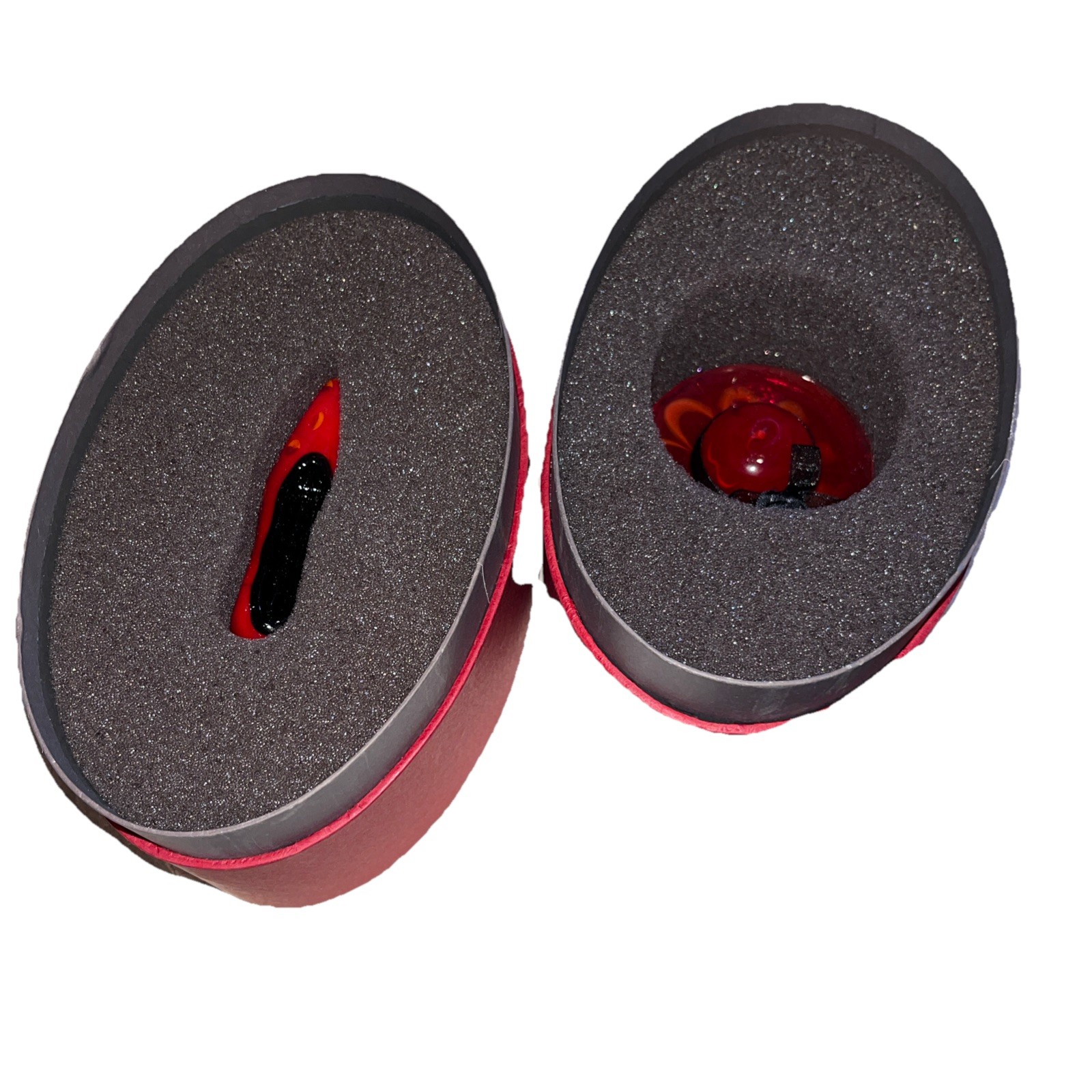 Fitz & Floyd Art Glass Menagerie Sedona Red Hat 43/517 and Red Shoe 43/513