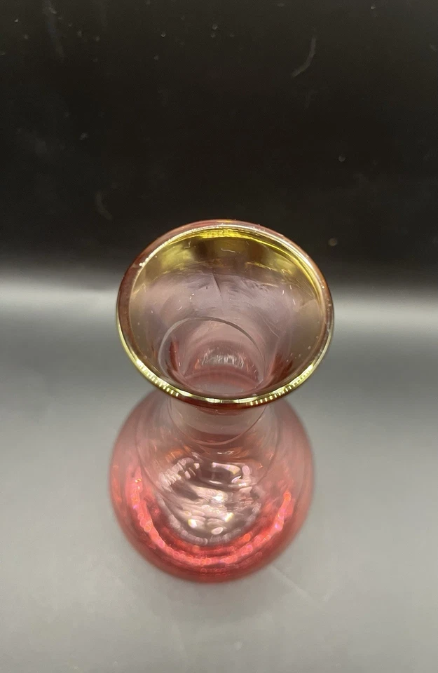 Jarrón vintage Saks Fifth Avenue cristal rosa remolino 8" Foto 2 de 4