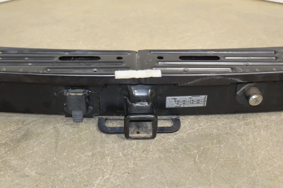 07-14 GMC Yukon parachoques trasero refuerzo de barras de refuerzo OEM Foto 3 de 4