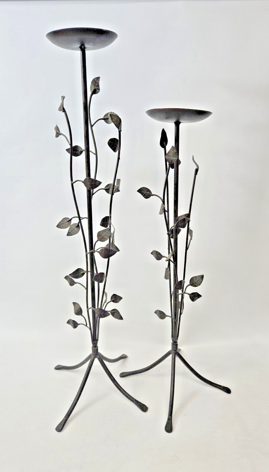 S Pair Black Metal Leaves