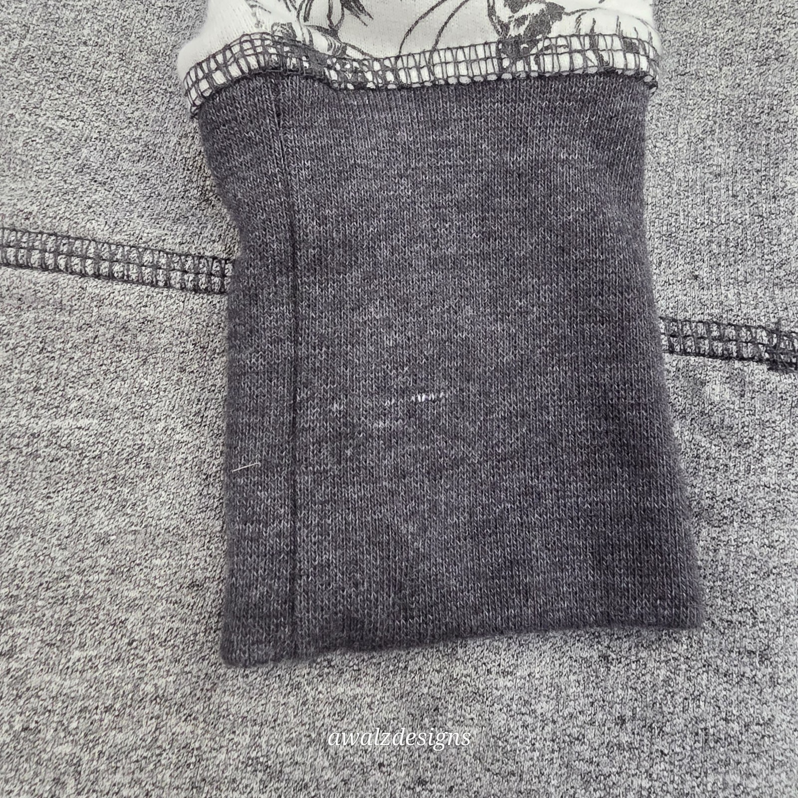 Universal Studios Marvel Gray Comic Print Hoodie … - image 6