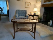 Coffee Table/Butlers Tray with Glass Top