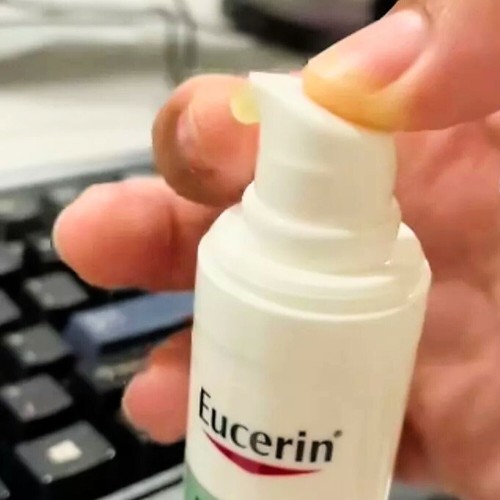 2 x EUCERIN Pro Acne Solution TRIPLE EFFECT Serum 40ml Post Acne Marks Treatment - Picture 7 of 8