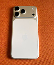 Apple iPhone 17 Pro Max 256GB 5G Factory Unlocked White/Silver