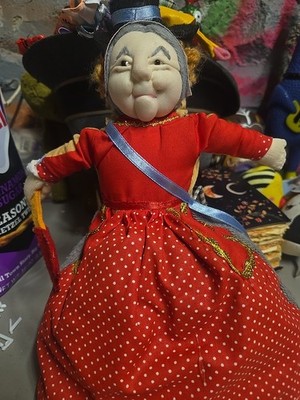 Vintage 3 In 1 Doll Alma's Designs Little Alice In Wonderland, Queen & Madhatter