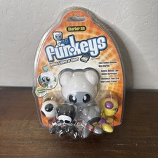 Sealed New UB Funkeys 2007 Starter Kit Hub games Lotus Bones Scratch Twinx RARE