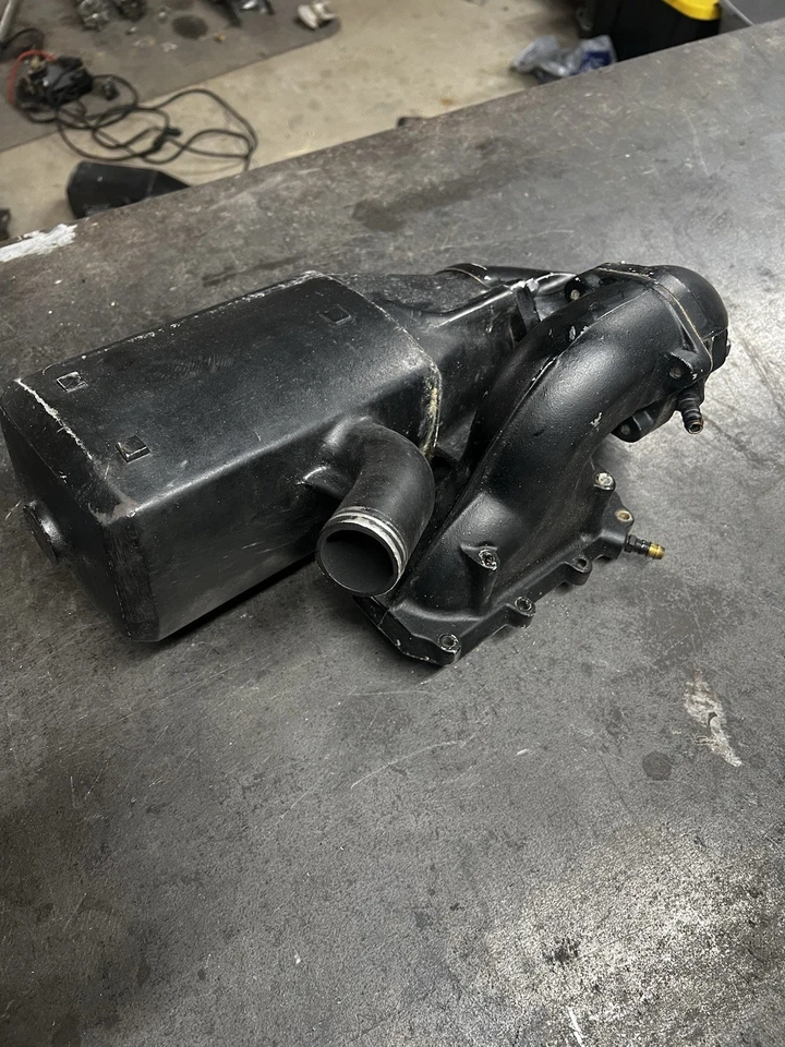 Kawasaki Jet Ski 550 SX JS550 1990 SILENCIADOR TUBO DE ESCAPE SILENCIADOR CAJA DE PAN Foto 3 de 4