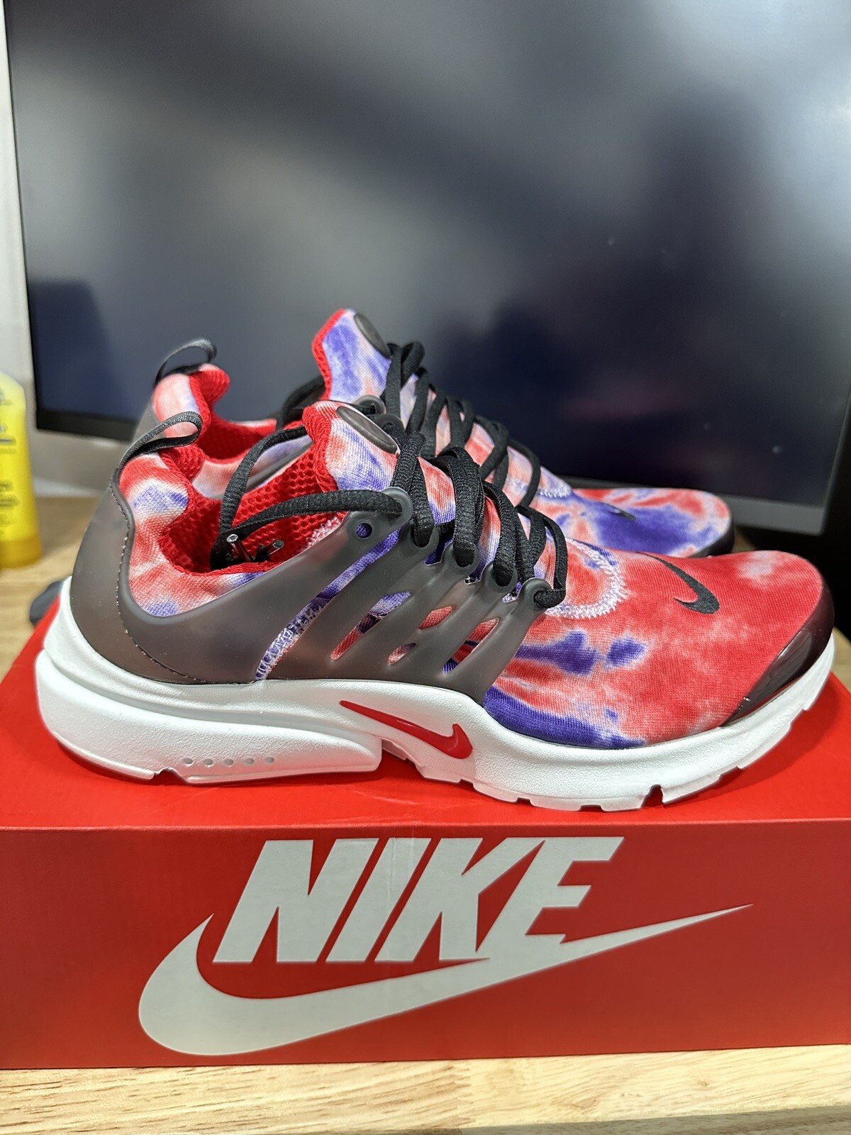 Nike Mens AIR Presto Running Shoes Doll Black Summit White University nike-mens-air-presto-running-shoes-doll-black-summit-white-university