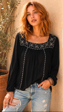 Blusa Top Passport Negra Bordada Rayón Costera BOHO Elegante Campesina L