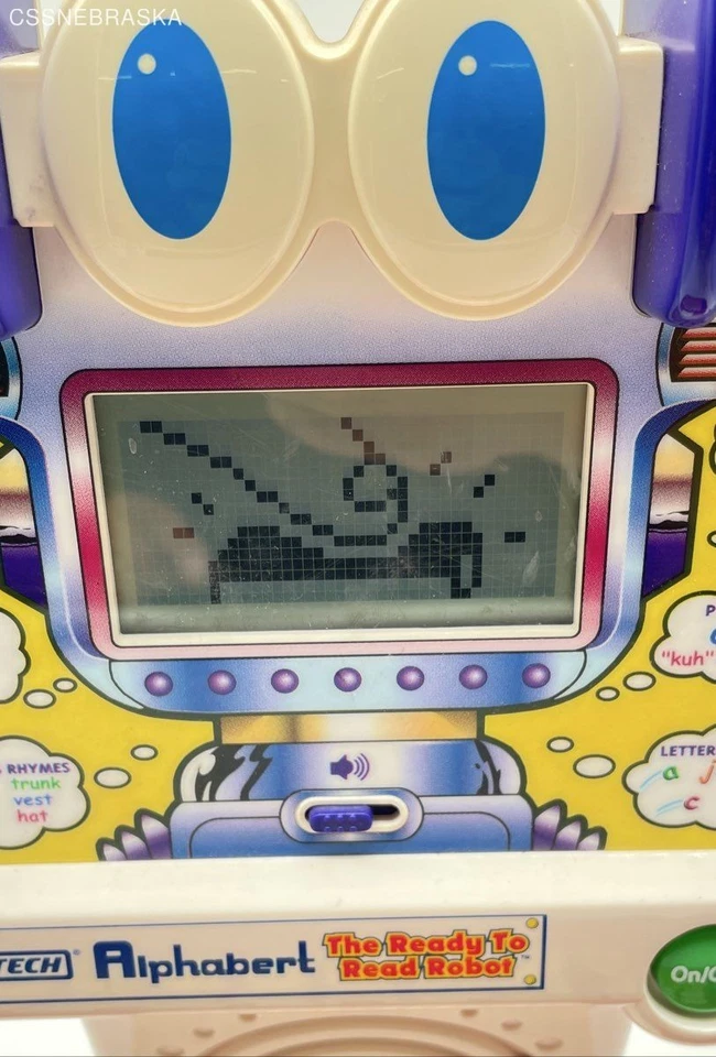 Robô vintage VTech Alphabert o pronto para ler - Imagem 2 de 4