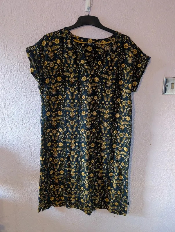 Weird Fish Bird Print Linen Blend Shift Dress Size 10 Blue Short Sleeve Casual