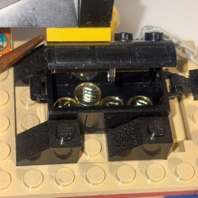 1997 Vintage Lego 5938 Adventurers Desert Oasis Ambush W. Manual Missing Top hat