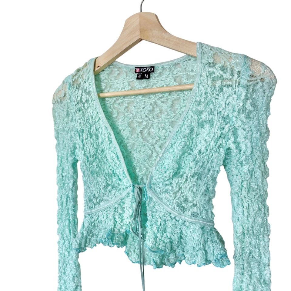 Cardigã Y2K XOXO verde perfeito renda gravata frontal cropped tamanho M - Imagem 3 de 4