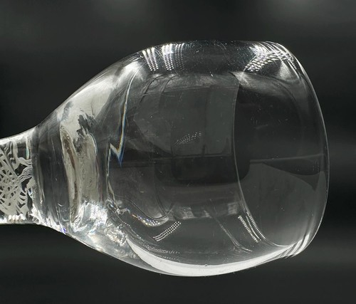 ANTIQUE GEORGIAN 4.25” DRINKING GLASS OPAQUE TWIST STEM c1770 - Picture 4 of 14