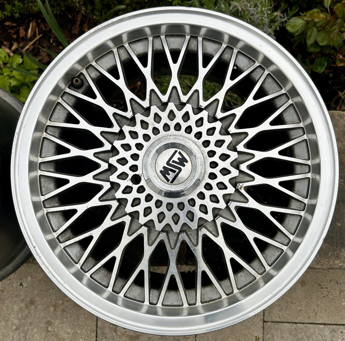 MSW by OZ OZ Racing O.Z Racing オズレーシング 15インチ 4本 6J5HPCD112+47 audi/A3 VW/ゴルフ等　(KH95) クレジットカード QR決済可能 製品情報 15 inch - OZ Racing