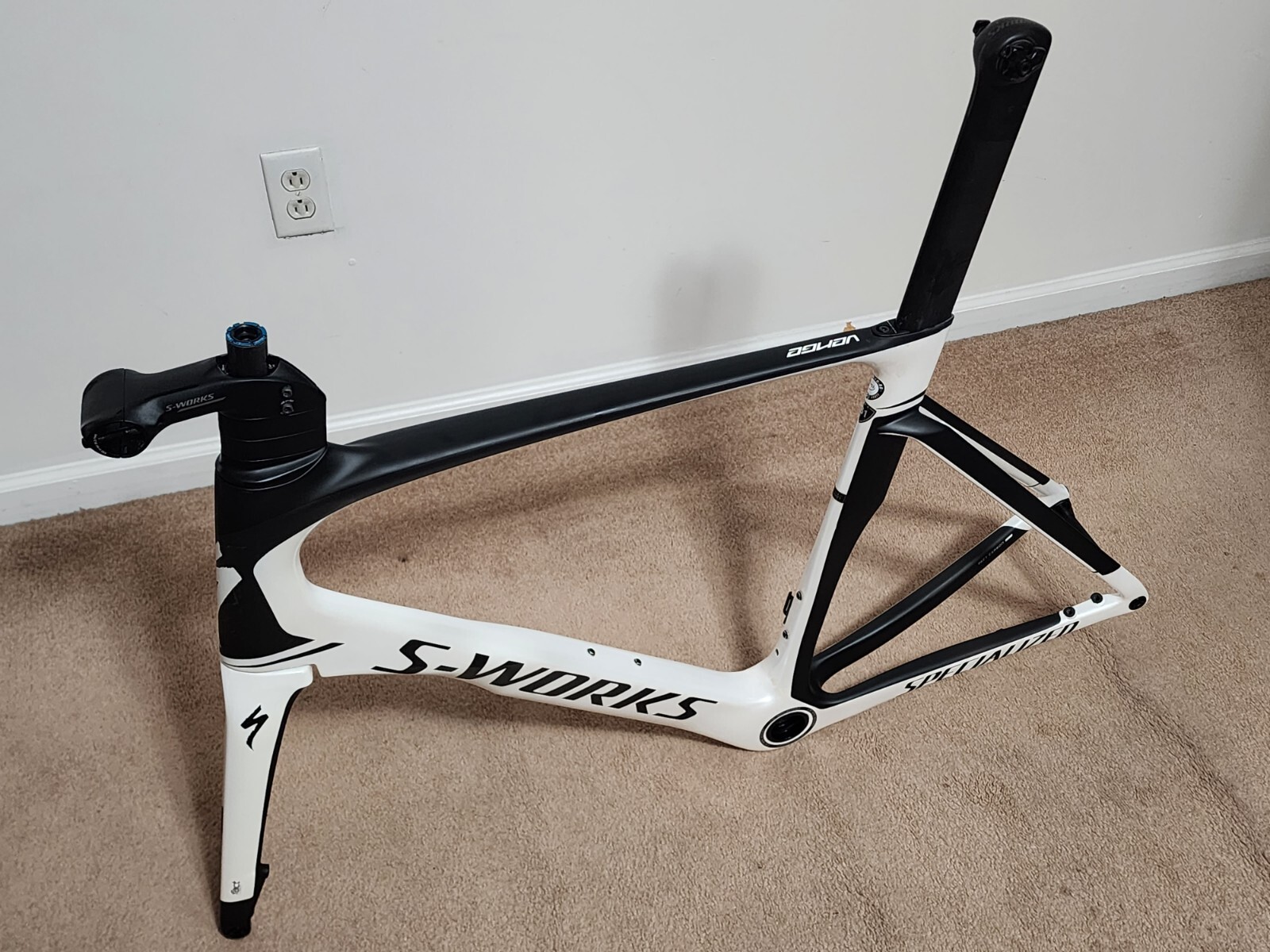 Specialized SWorks Venge ViAS Disc Frameset 61cm 11r Fact New Old